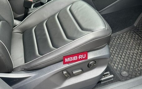 Volkswagen Tiguan II, 2021 год, 4 000 000 рублей, 3 фотография