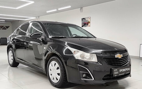 Chevrolet Cruze II, 2013 год, 639 000 рублей, 3 фотография