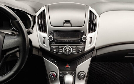 Chevrolet Cruze II, 2013 год, 639 000 рублей, 15 фотография