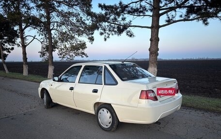 Daewoo Nexia I рестайлинг, 2011 год, 295 000 рублей, 3 фотография