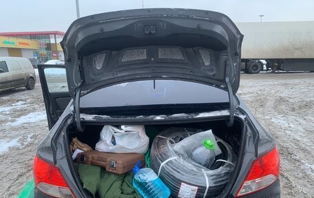 Hyundai Solaris II рестайлинг, 2013 год, 615 000 рублей, 12 фотография