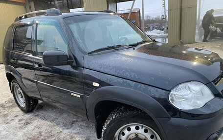 Chevrolet Niva I рестайлинг, 2017 год, 630 000 рублей, 6 фотография