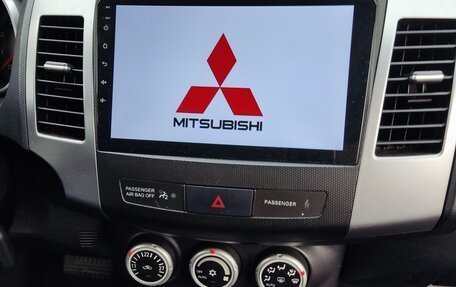 Mitsubishi Outlander III рестайлинг 3, 2008 год, 1 200 000 рублей, 10 фотография