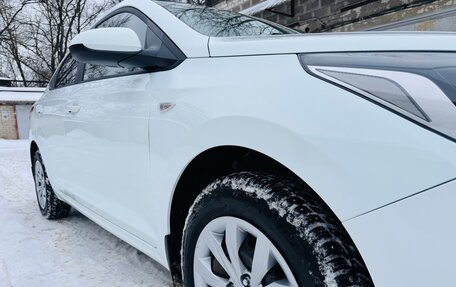 Hyundai Solaris II рестайлинг, 2019 год, 1 355 000 рублей, 12 фотография