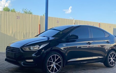 Hyundai Solaris II рестайлинг, 2017 год, 1 260 000 рублей, 4 фотография