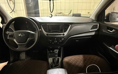 Hyundai Solaris II рестайлинг, 2017 год, 1 260 000 рублей, 15 фотография
