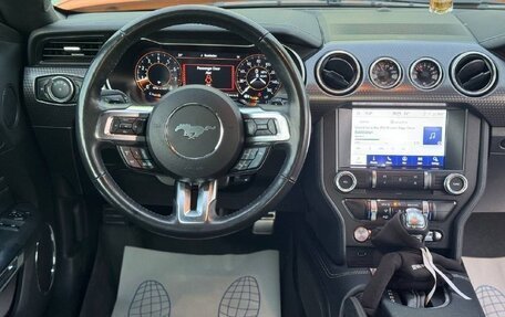 Ford Mustang VI рестайлинг, 2020 год, 5 900 000 рублей, 8 фотография