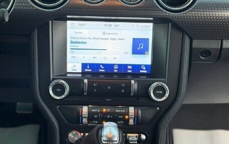 Ford Mustang VI рестайлинг, 2020 год, 5 900 000 рублей, 9 фотография