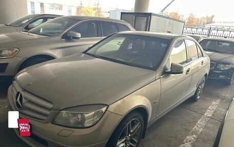 Mercedes-Benz C-Класс, 2010 год, 800 000 рублей, 3 фотография