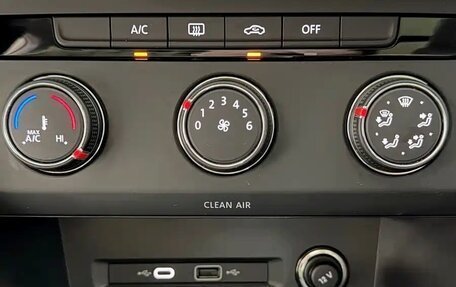 Volkswagen Tiguan II, 2023 год, 2 605 000 рублей, 20 фотография