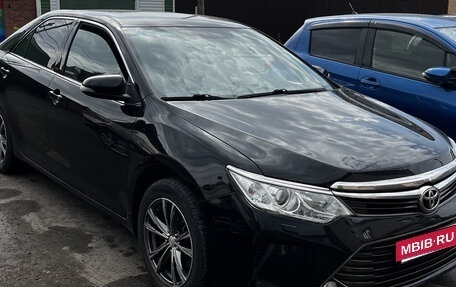 Toyota Camry, 2015 год, 1 790 000 рублей, 3 фотография