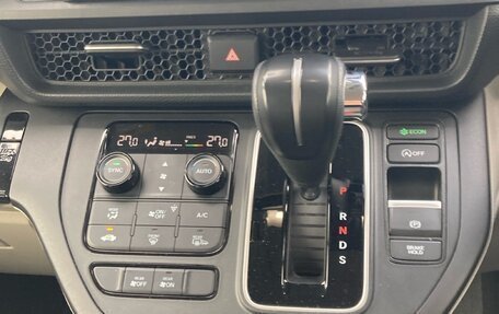 Honda Stepwgn, 2022 год, 4 фотография