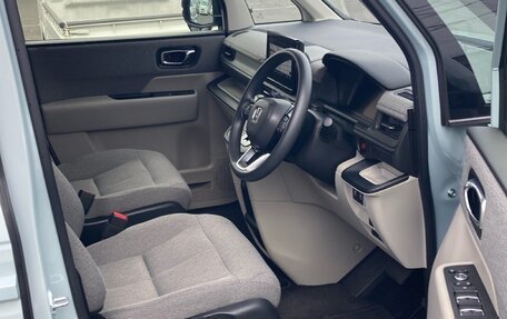 Honda Stepwgn, 2022 год, 8 фотография