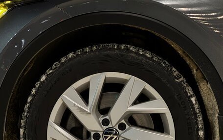 Volkswagen Tiguan II, 2021 год, 3 200 000 рублей, 6 фотография