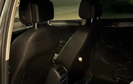 Volkswagen Tiguan II, 2021 год, 3 200 000 рублей, 16 фотография