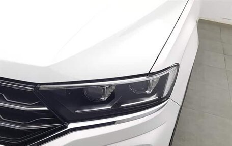 Volkswagen T-Roc I, 2021 год, 1 424 978 рублей, 5 фотография