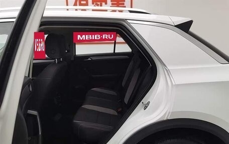 Volkswagen T-Roc I, 2021 год, 1 424 978 рублей, 10 фотография