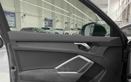 Audi Q3, 2023 год, 2 800 000 рублей, 20 фотография