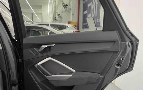 Audi Q3, 2023 год, 2 800 000 рублей, 25 фотография