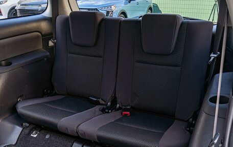 Toyota Wish II, 2005 год, 785 000 рублей, 9 фотография