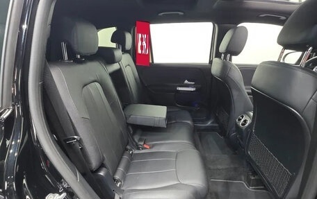 Mercedes-Benz GLB, 2024 год, 3 970 000 рублей, 17 фотография