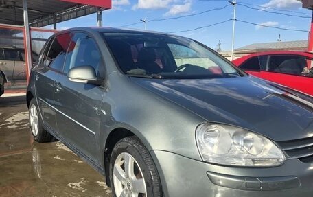 Volkswagen Golf V, 2006 год, 570 000 рублей, 2 фотография