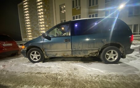 Plymouth Voyager III, 1999 год, 210 000 рублей, 1 фотография