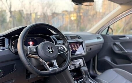 Volkswagen Tiguan II, 2021 год, 2 700 000 рублей, 7 фотография
