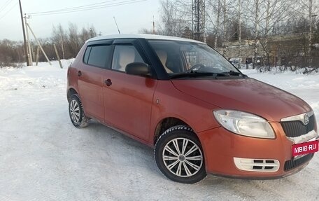 Skoda Fabia II, 2009 год, 550 000 рублей, 3 фотография