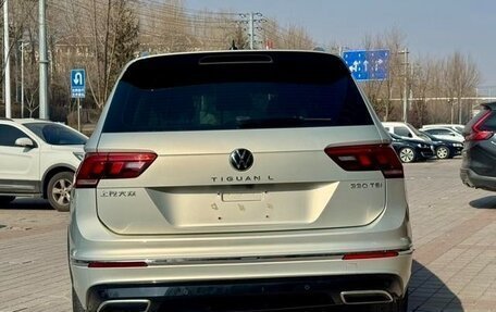 Volkswagen Tiguan II, 2021 год, 2 700 000 рублей, 6 фотография