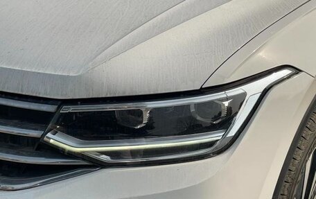 Volkswagen Tiguan II, 2021 год, 2 700 000 рублей, 6 фотография