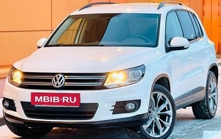 Volkswagen Tiguan I, 2012 год, 939 000 рублей, 3 фотография