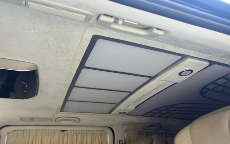 Mercedes-Benz V-Класс, 2021 год, 7 000 000 рублей, 10 фотография