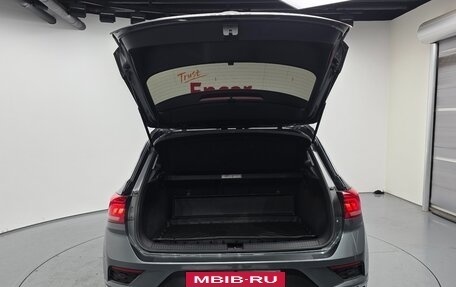 Volkswagen T-Roc I, 2021 год, 2 130 000 рублей, 5 фотография