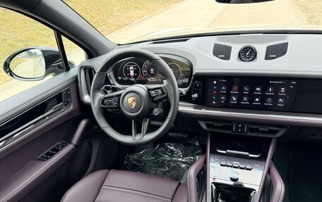 Porsche Cayenne III, 2025 год, 18 700 000 рублей, 19 фотография