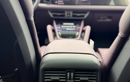 Porsche Cayenne III, 2025 год, 18 700 000 рублей, 18 фотография