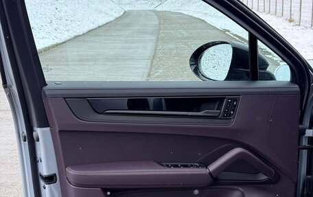 Porsche Cayenne III, 2025 год, 18 700 000 рублей, 17 фотография