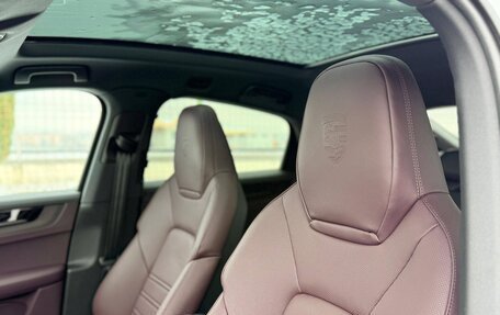 Porsche Cayenne III, 2025 год, 18 700 000 рублей, 19 фотография