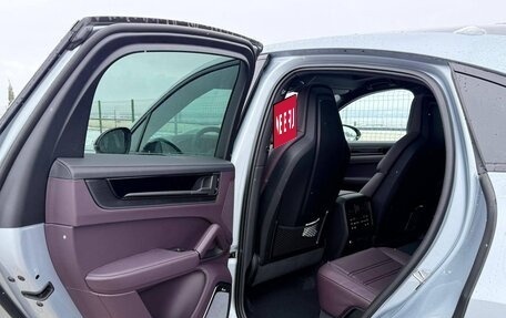 Porsche Cayenne III, 2025 год, 18 700 000 рублей, 16 фотография