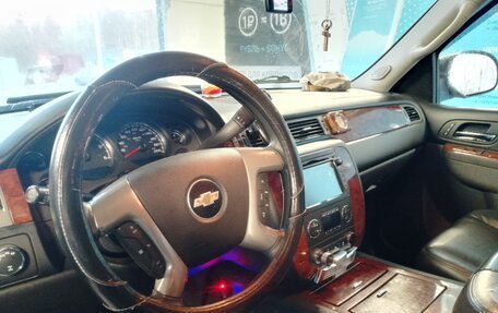 Chevrolet Tahoe III, 2011 год, 2 100 000 рублей, 9 фотография