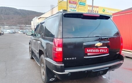 Chevrolet Tahoe III, 2011 год, 2 100 000 рублей, 4 фотография