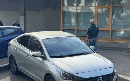 Hyundai Solaris II рестайлинг, 2020 год, 1 320 000 рублей, 1 фотография