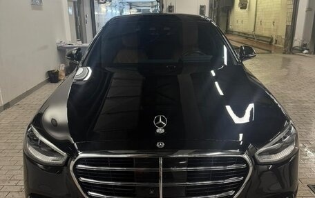 Mercedes-Benz S-Класс, 2022 год, 9 500 000 рублей, 1 фотография