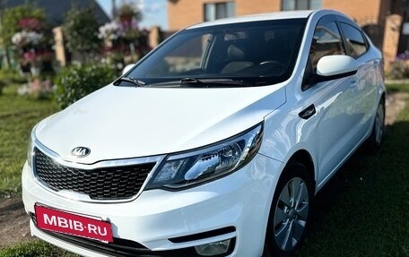 KIA Rio III рестайлинг, 2015 год, 800 000 рублей, 1 фотография