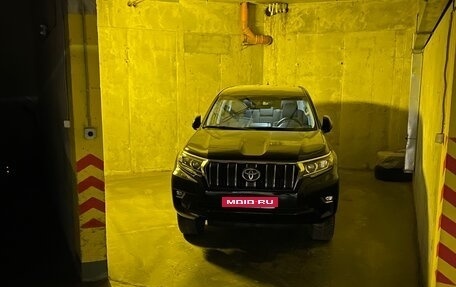 Toyota Land Cruiser Prado 150 рестайлинг 2, 2018 год, 5 200 000 рублей, 1 фотография