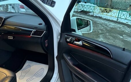 Mercedes-Benz GLE, 2015 год, 3 500 000 рублей, 22 фотография