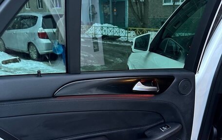 Mercedes-Benz GLE, 2015 год, 3 500 000 рублей, 25 фотография