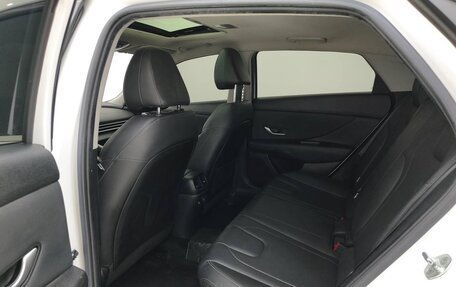 Hyundai Elantra, 2023 год, 1 640 069 рублей, 6 фотография