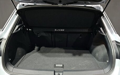 Volkswagen T-Roc I, 2021 год, 2 220 000 рублей, 5 фотография