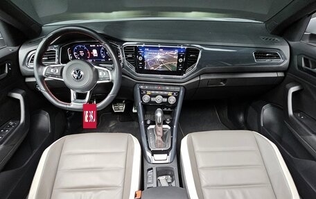 Volkswagen T-Roc I, 2021 год, 2 220 000 рублей, 8 фотография